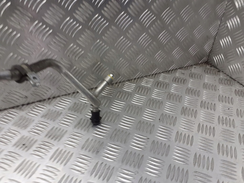 фото №3, Шланг кондиционера volvo v40 2.0 t