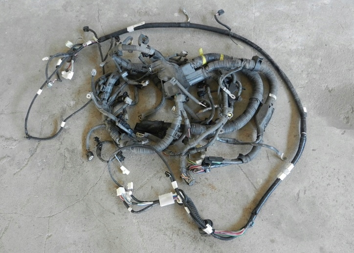фото №1, Toyota sienna джгут електропроводка колодка корпус 2011