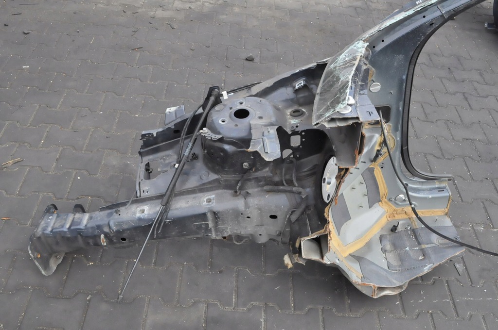 фото №3, Volvo v40 ii чверть лонжерон права перед