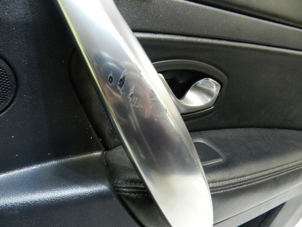 фото №4, Latitude обивка обшивка дверь задняя правое