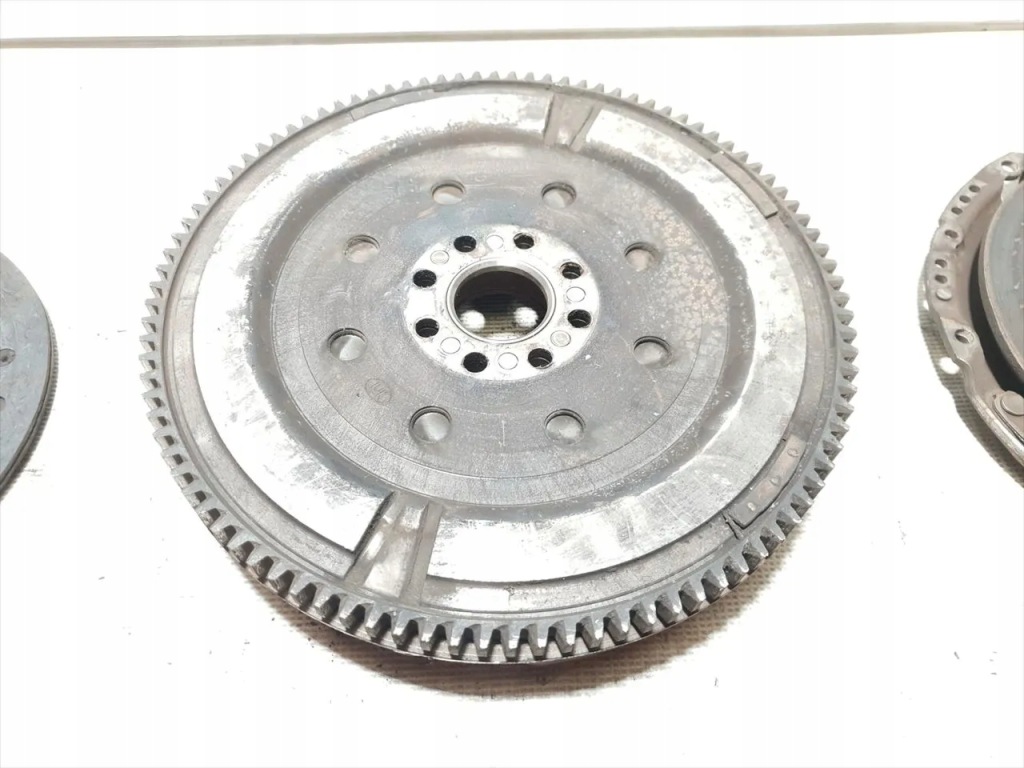 фото №7, Toyota avensis зчеплення / комплект 2.2 d-4d дизель 110kw 150 hp 134500r010