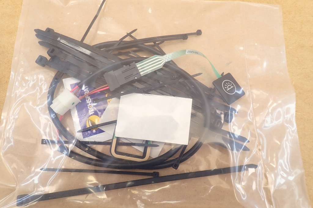 фото №8, Оригінальний набір освітлення салону 82212347 dodge charger 2012-2015