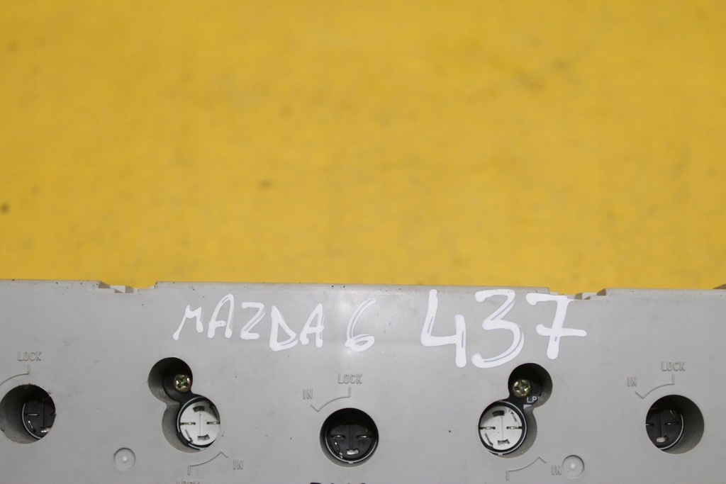 фото №9, Панель обдув кондиционера mazda 6 vi 5d