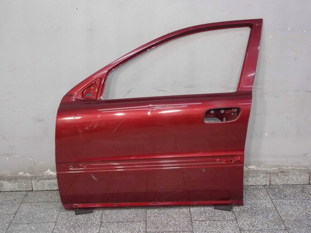 фото №1, Volvo s60 i v70 ii xc70 01-07 обшивка дверь левый перед ручка ручка europa