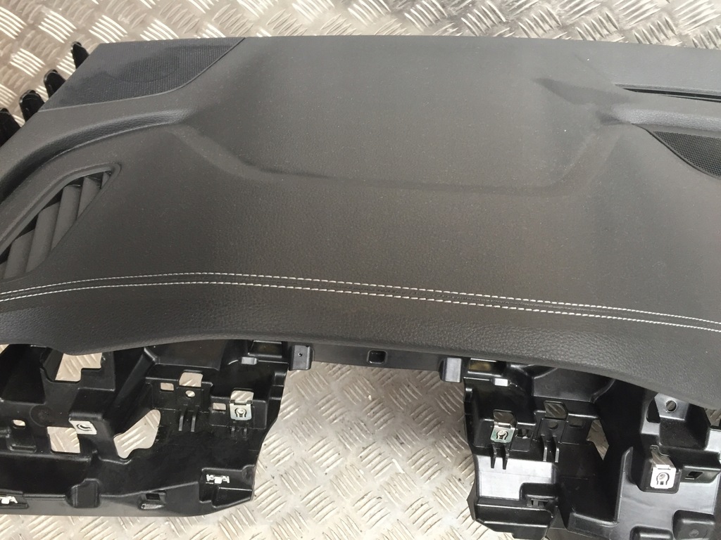 фото №14, Audi q7 4m lift консоль приборная панель приборная панель подушка безопасности ремни кожа orginal