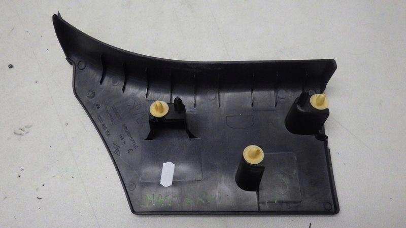 фото №2, Пластик защита порог правый перед master iii lift