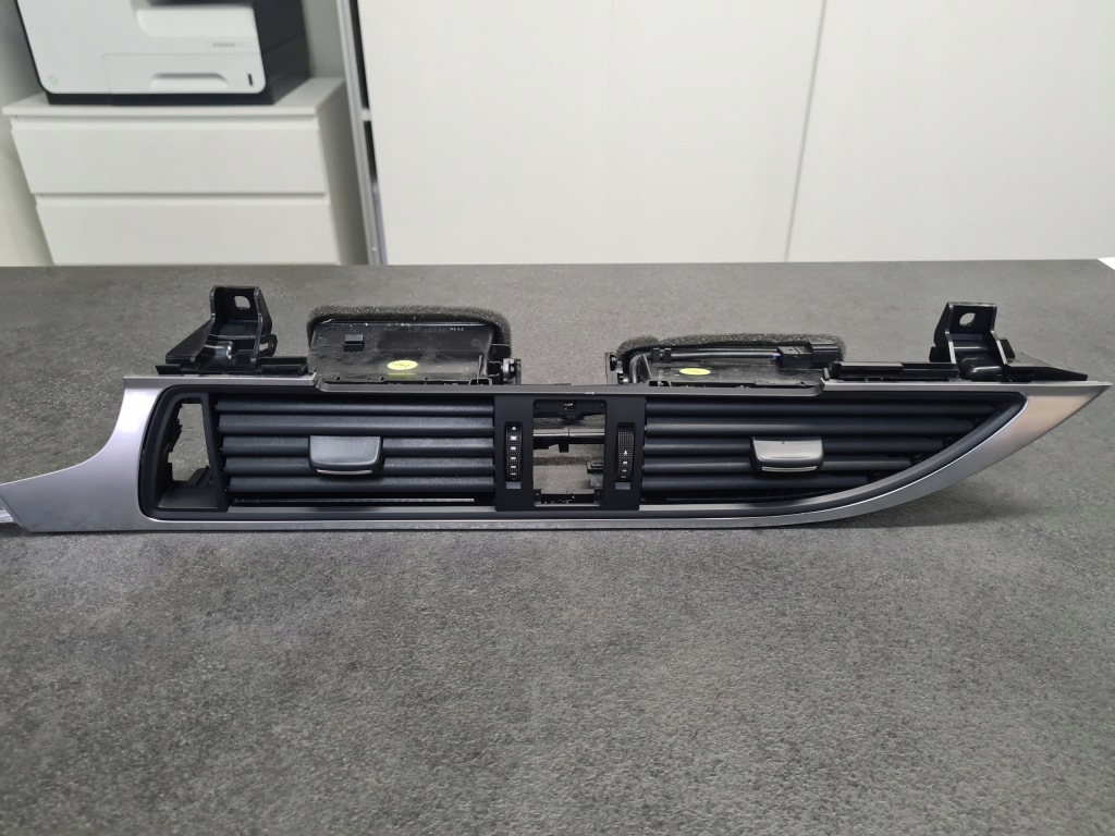 фото №1, Решітка обдув audi a7 a6 c7 4g1820951 хром