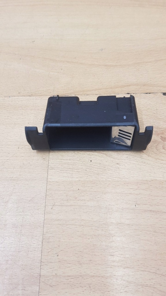 фото №1, Вкладыш пепельницы audi a6 c6 lift