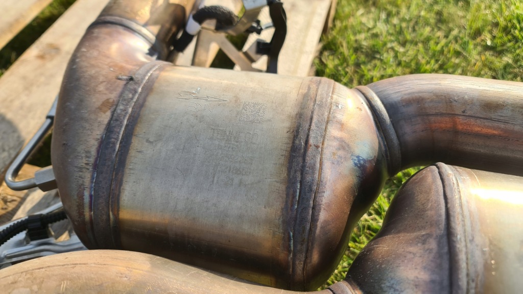 Система випускний вихлоп гасник каталізатор bmw m2 g87 8096118 Оригінал