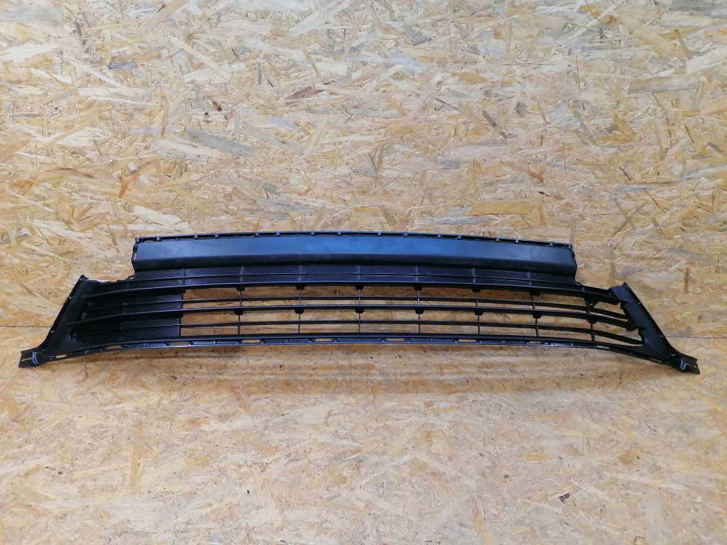 фото №1, Решітка середня бампера перед toyota rav4 rav 4 iv lift 2015-2019r