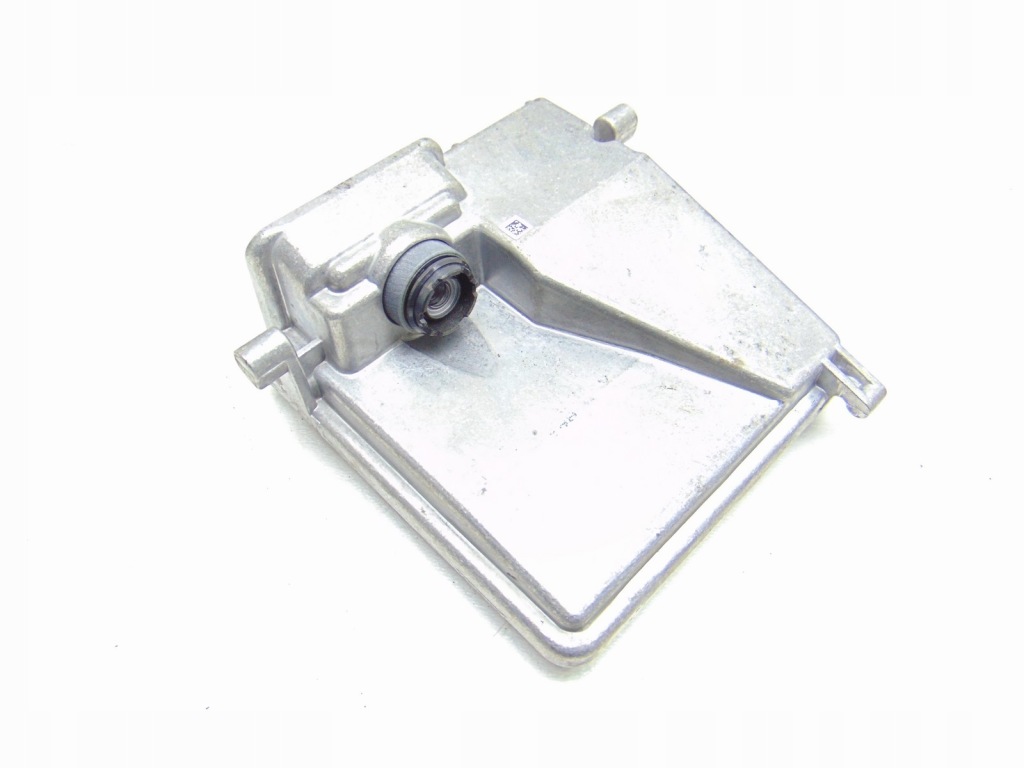 фото №1, Камера ассистент zmiana поперечина audi a3 8v 5q0980653e