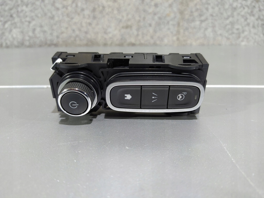 фото №1, Renault kadjar кнопка вмикання радіо