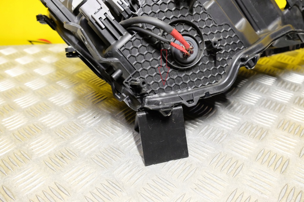 Lexus ux200 ux250 2019- фара фара led левая серебристая америка Цена