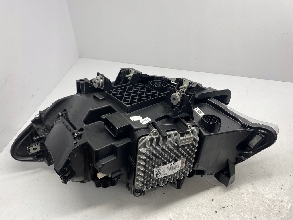 фото №10, Bmw 2 f22 f23 лампа правая led 8738680