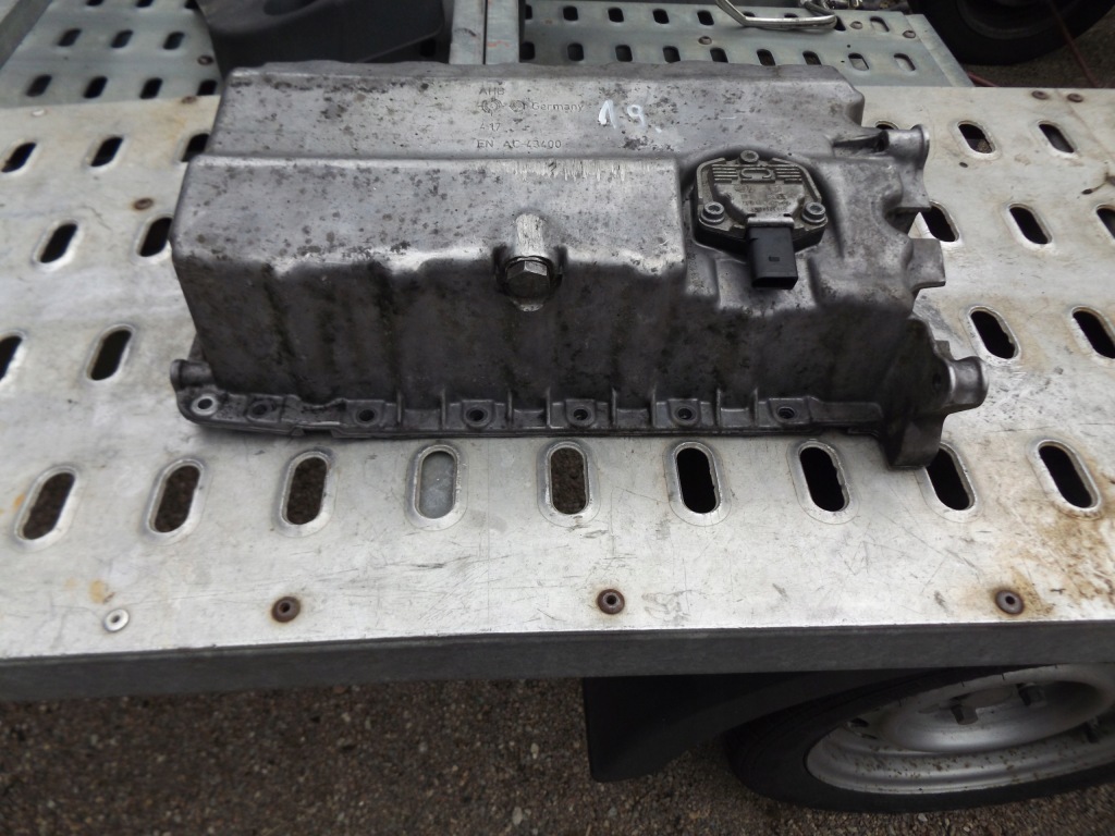 Купити Піддон масляна skoda audi seat vw 1.9 038103603ag
