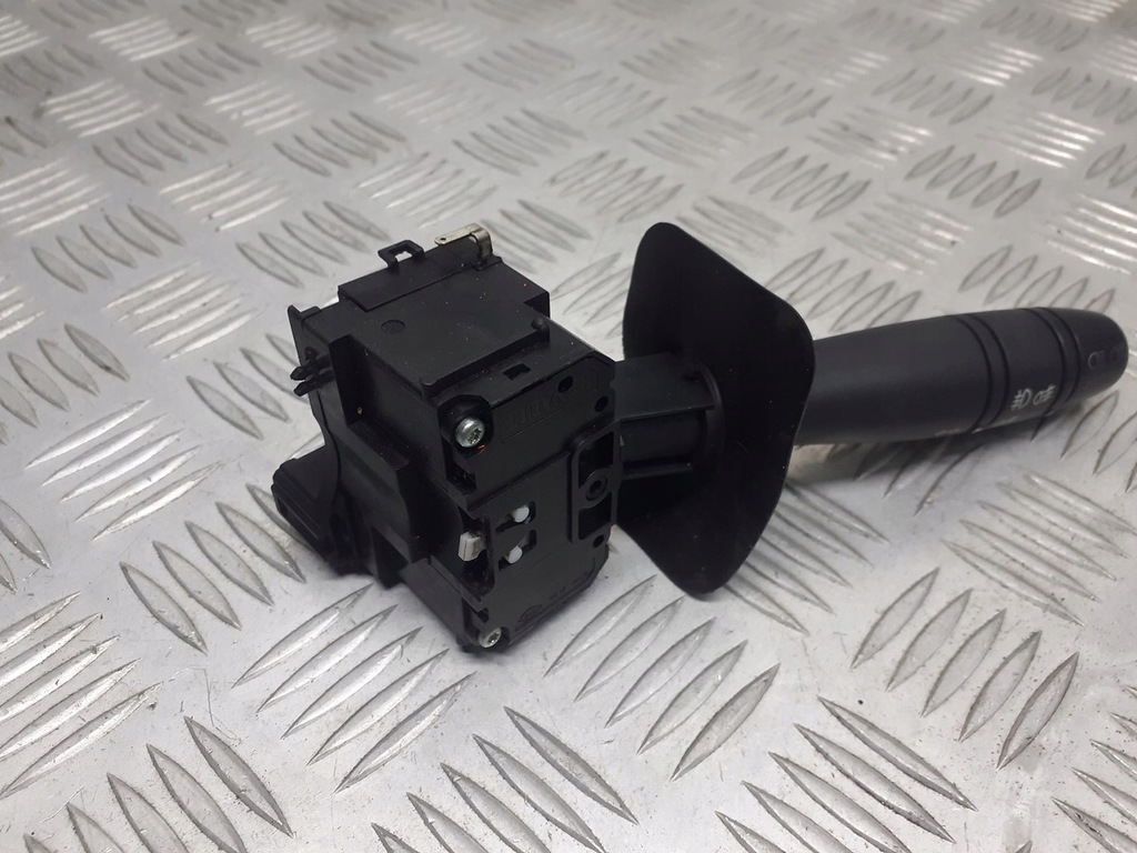 фото №2, Рычаг поворотники renault clio iii 1.2 16v