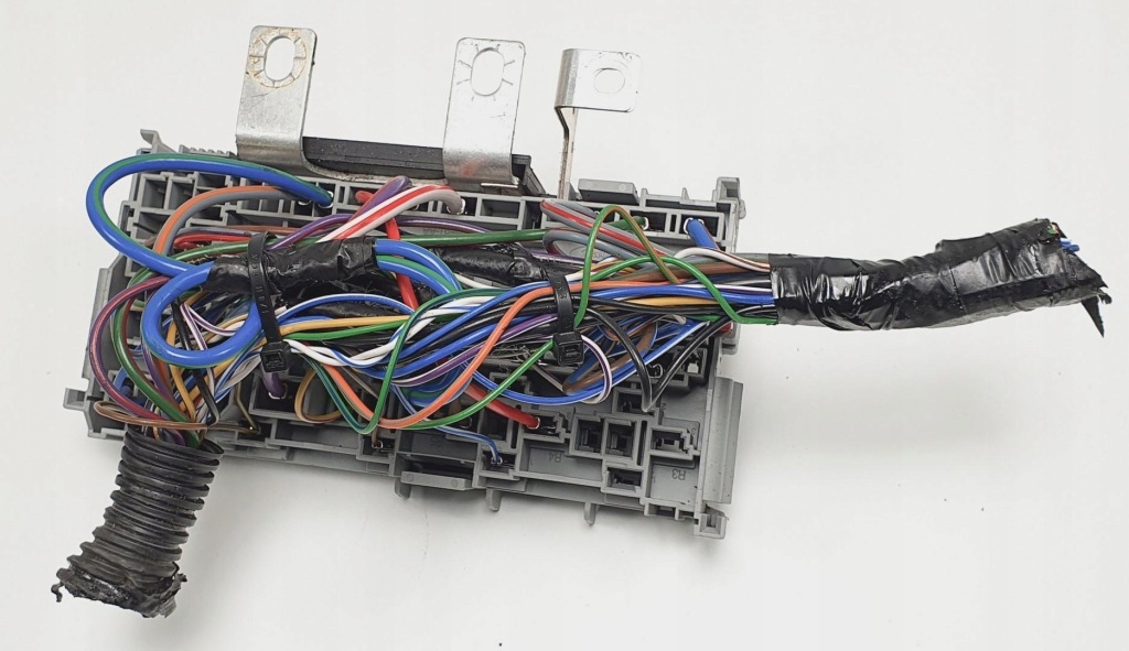 фото №3, Коробка запобіжників ford transit mk7