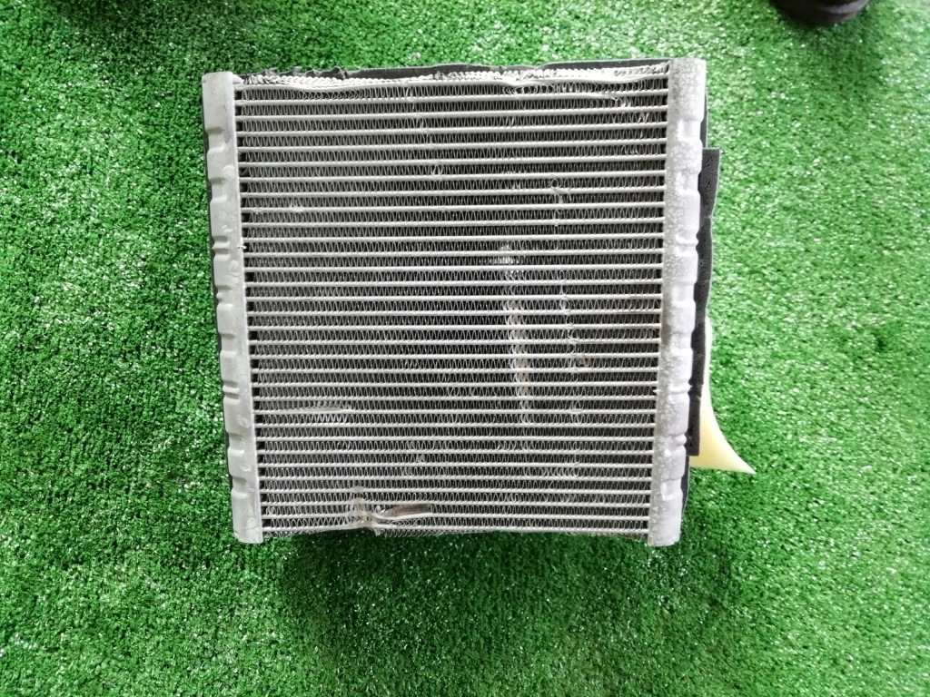 фото №1, Радиатор кондиционера клапан ibiza iv 6q0820679g