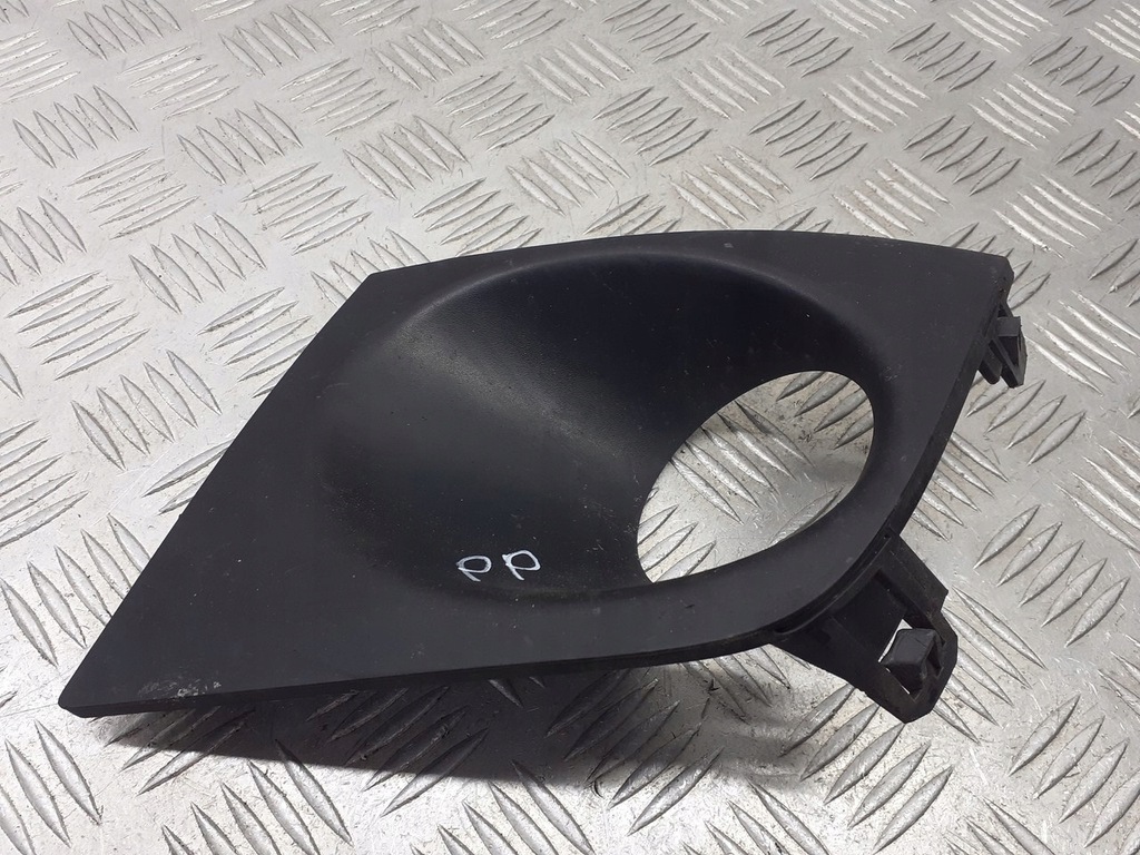 фото №1, Рамка цоколь противотуманной фары правая nissan tiida 1.6 62257em30a