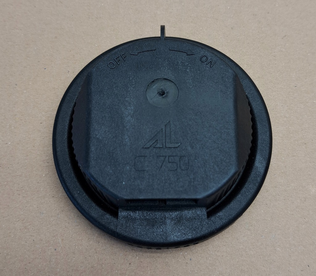 фото №3, Оригинал крышка фара 77363525 alfa 159