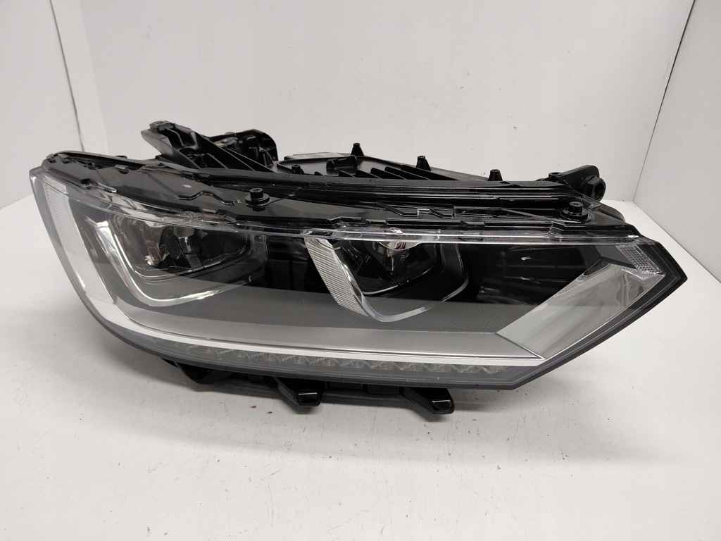 фото №1, Vw passat b8 led лампа правая