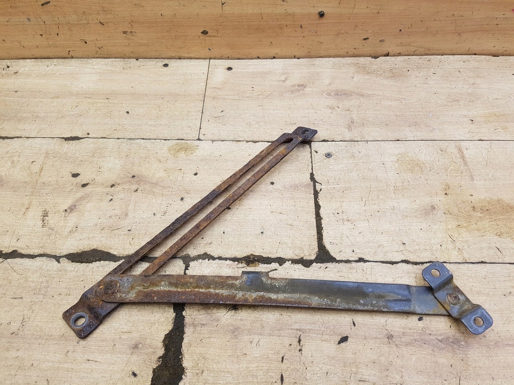 фото №1, Петля крышки багажника задняя nissan terrano ii