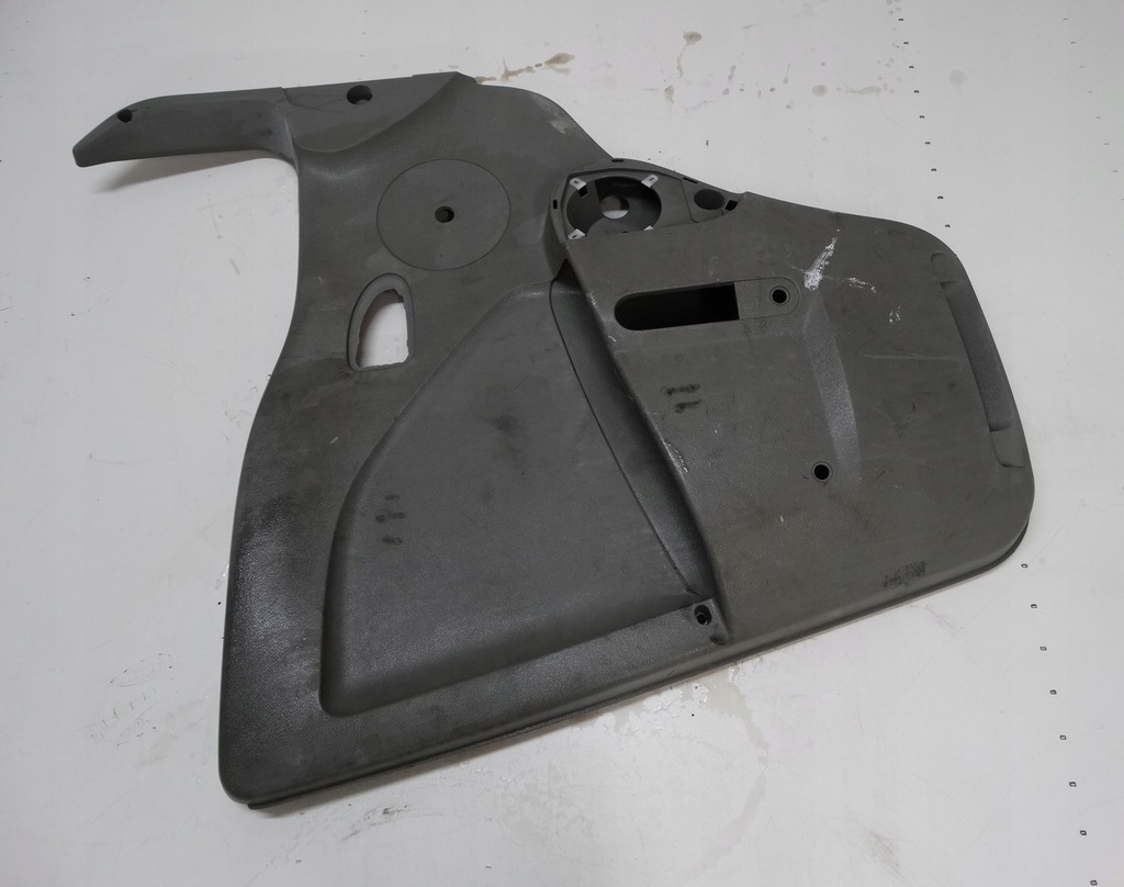 фото №1, Обшивка двері лівий перед renault master ii 04-10r.