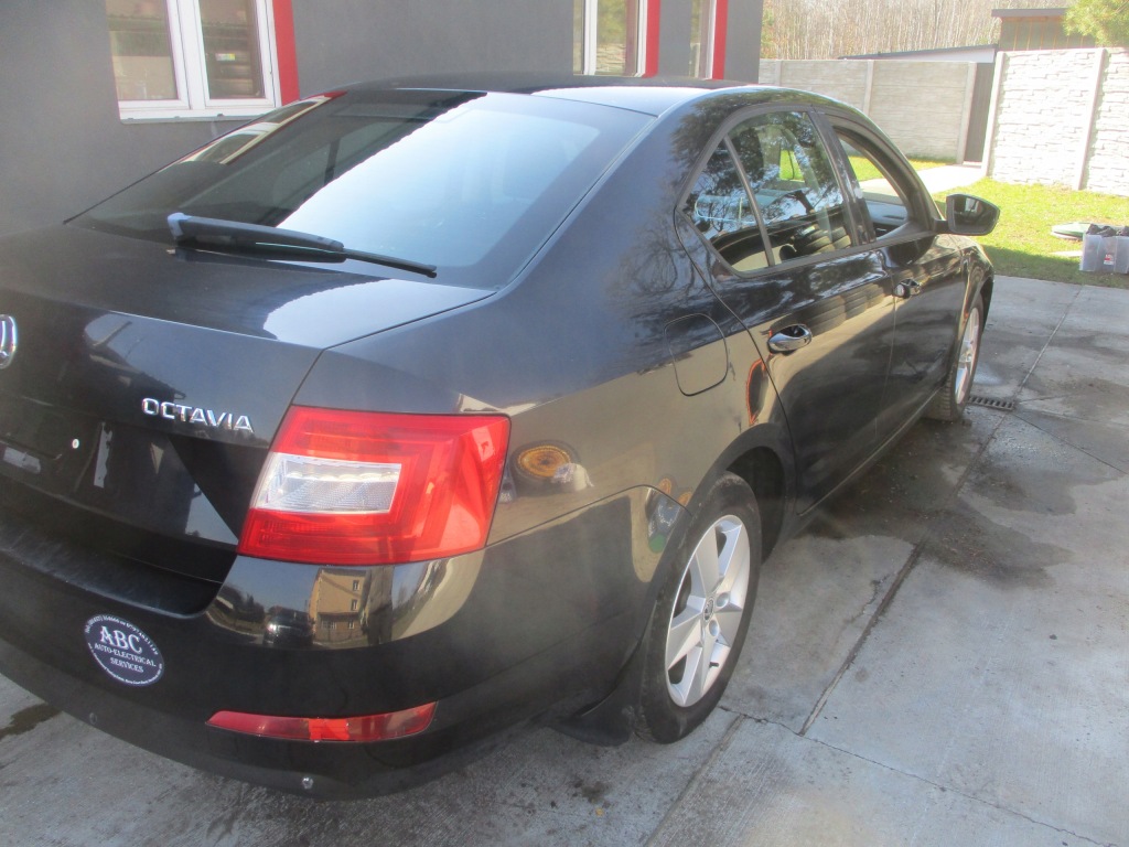Купити Крило правий задній четвертина поріг octavia 3 12-15 lf9r hb liftback