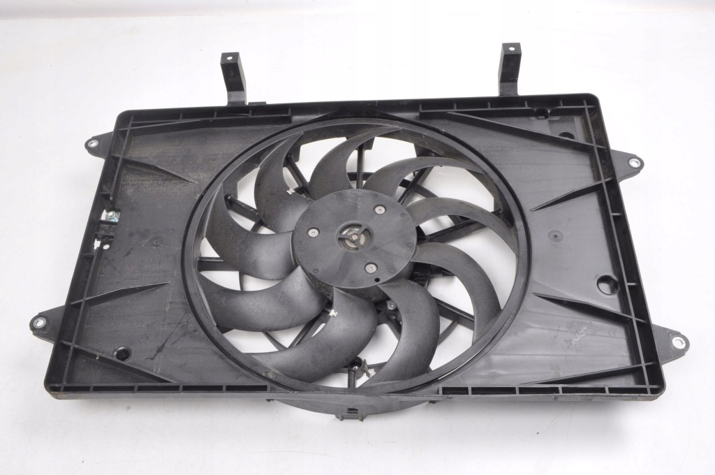 Suzuki s-cross vitara 3 1.4 hybrid вентилятор радіатора 24r 17100-74s00 Ціна