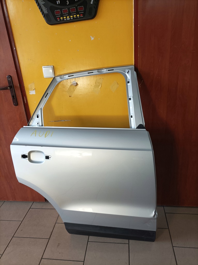 фото №1, Audi q3 8u дверь задняя правое