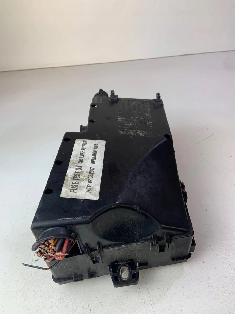 фото №8, Коробка предохранителей volvo v40 v50