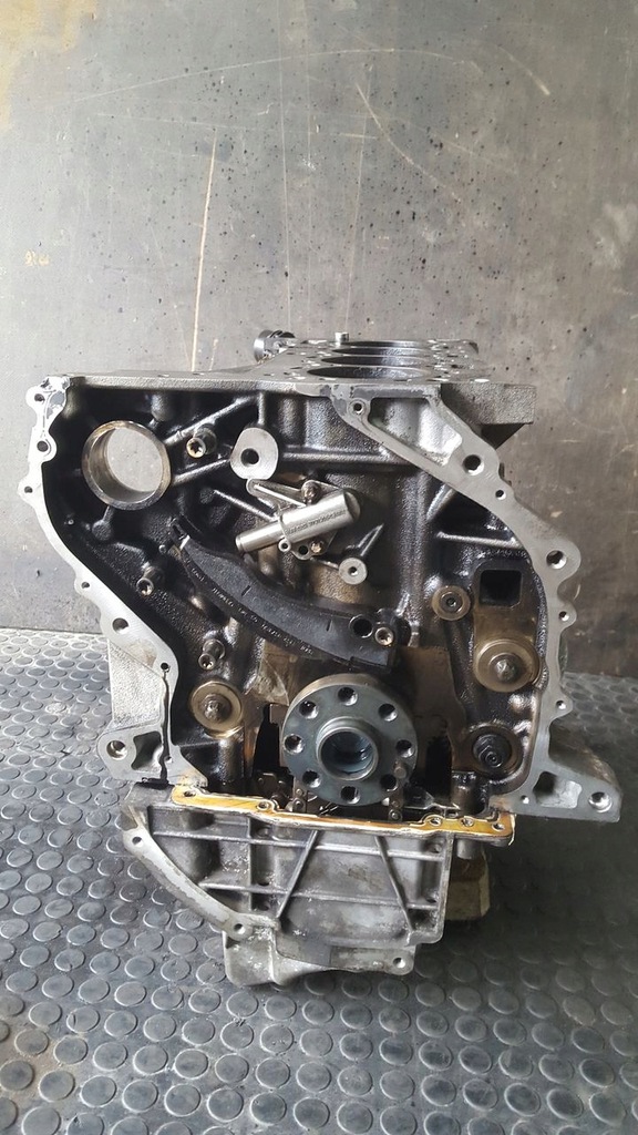 фото №10, Блок dół двигателя bmw e90 e91 2,0td n47d20a