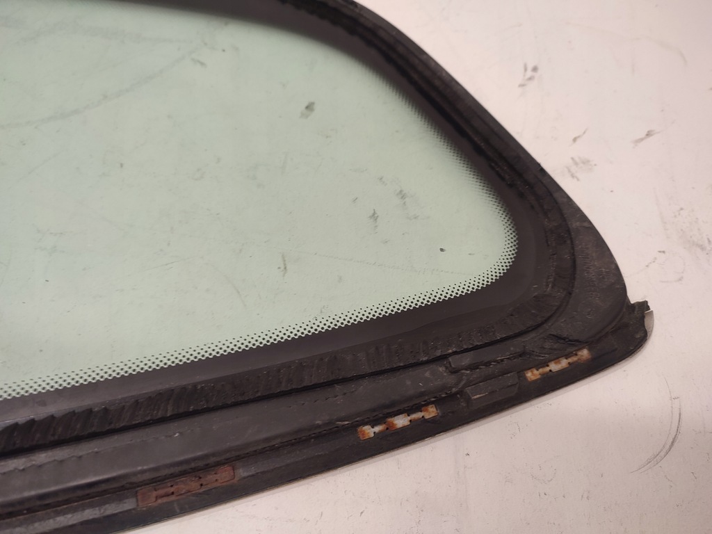 фото №12, Renault laguna iii скло кузовна правий задня kombi 10r