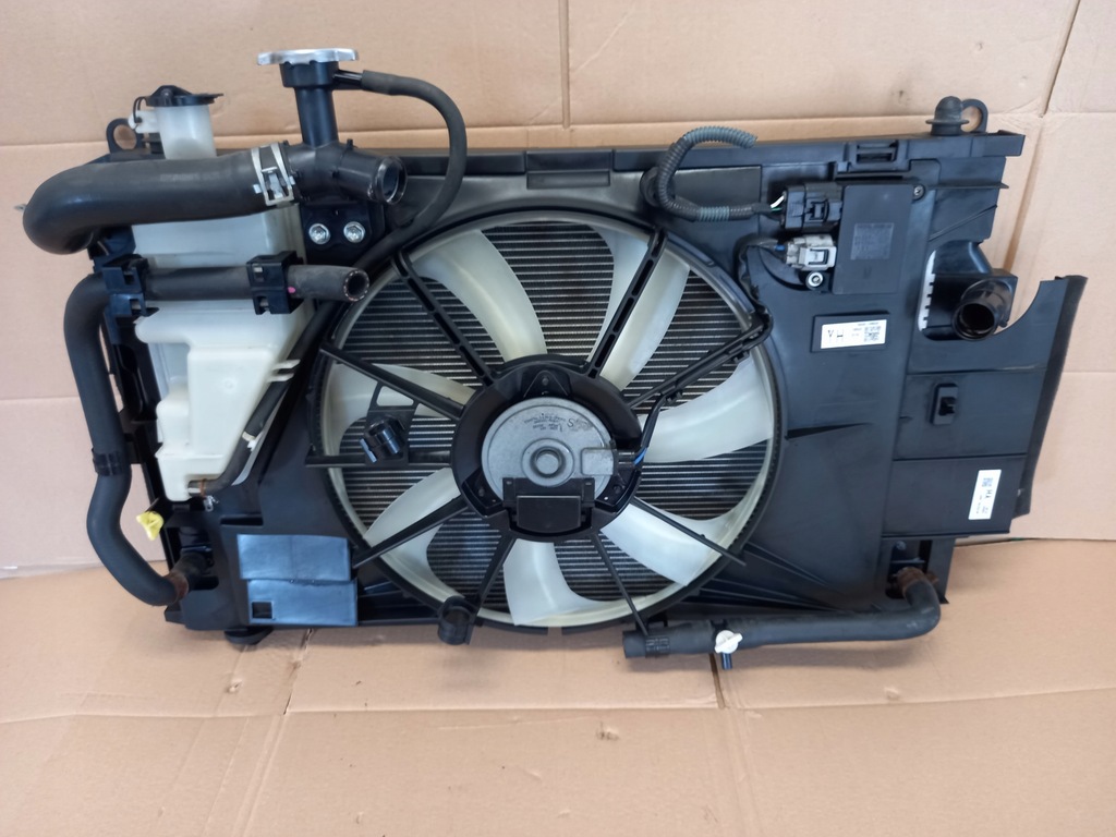 фото №7, Комплект радиатор вентилятор toyota yaris iii 1.5 hybrid 2015-2019