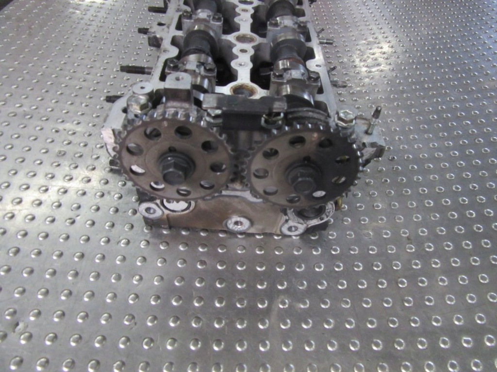 фото №7, Toyota hilux viii 2.4d 2018 головка двигуна комплектна 2gd