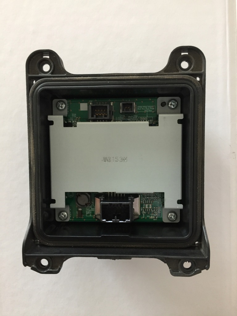 фото №3, Mitsubishi eclipse cross преобразователь led левая