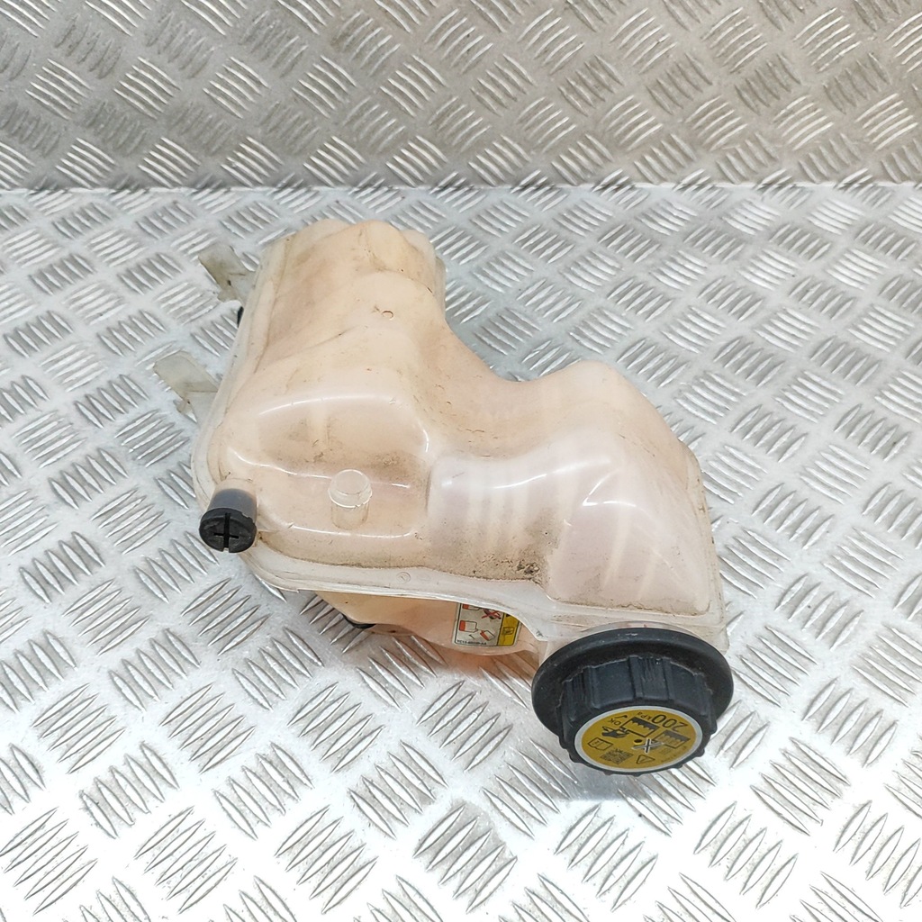 фото №1, Land rover range rover sport l494 2018 бак расширительный охлаждающая жидкость