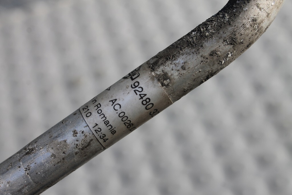 фото №4, Шланг трубка кондиционера nissan pulsar 1.2 dig-t 14-18