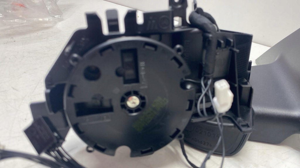 Mercedes c-klasa w204 каркас дзеркало лівий перед a3160441 Ціна