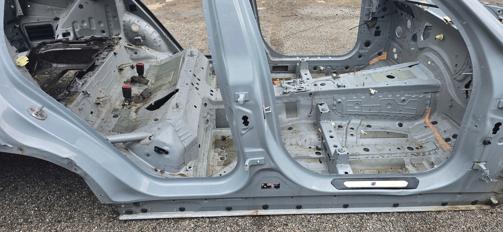 фото №1, Блок двигателя средний порог правый bmw x3 g01