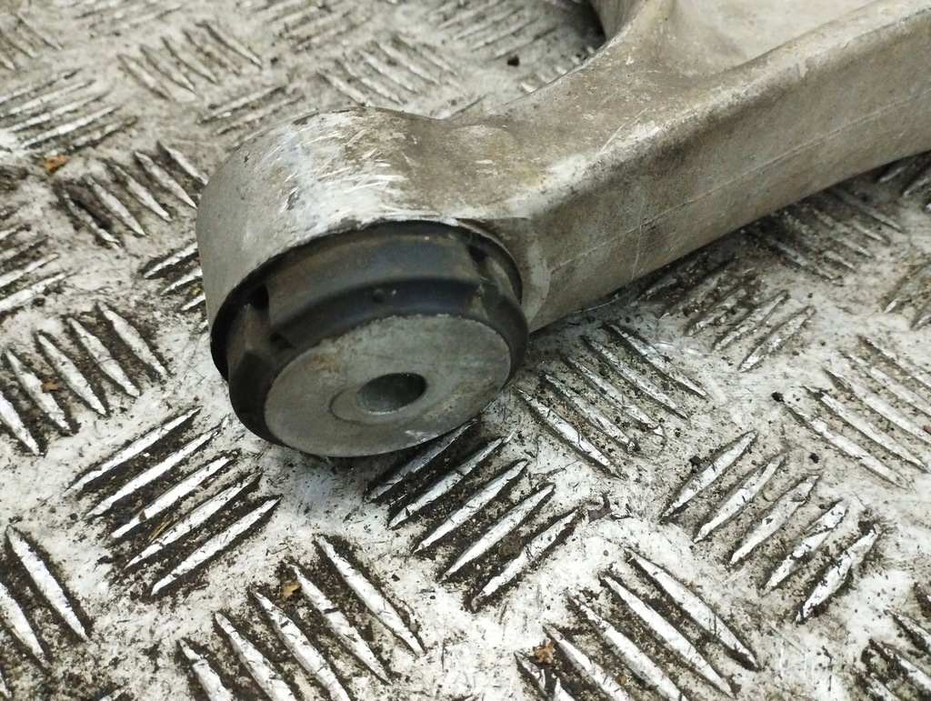 фото №6, Maserati ghibli 2016 ліва сторона нижній важіль передній