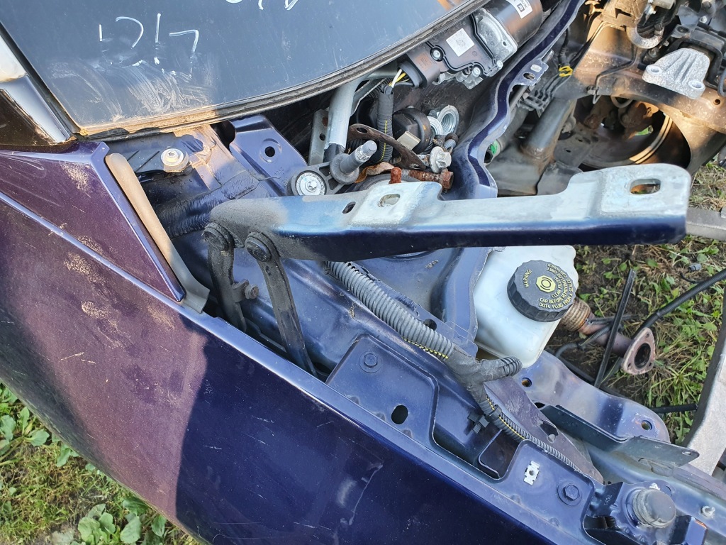 Купити Петля капот лівий правий opel adam