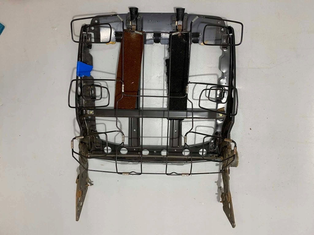 Mercedes-benz c123 coupe каркас спинка сидіння пасажира 1-seria Київ