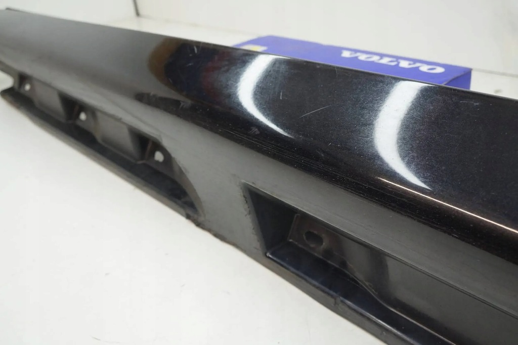 фото №4, Накладка поріг ліва volvo c30 r.desing 2010 452-46