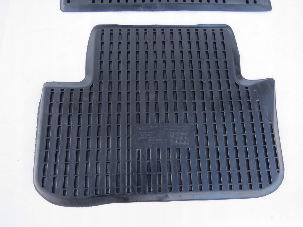 фото №15, Коврики резиновые комплект audi s4 a4 b8