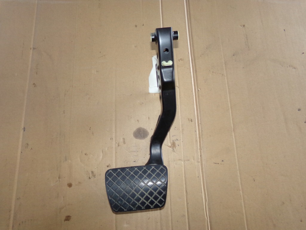 фото №1, Педаль тормоза автоматическая коробка передач audi a4 b8 europa