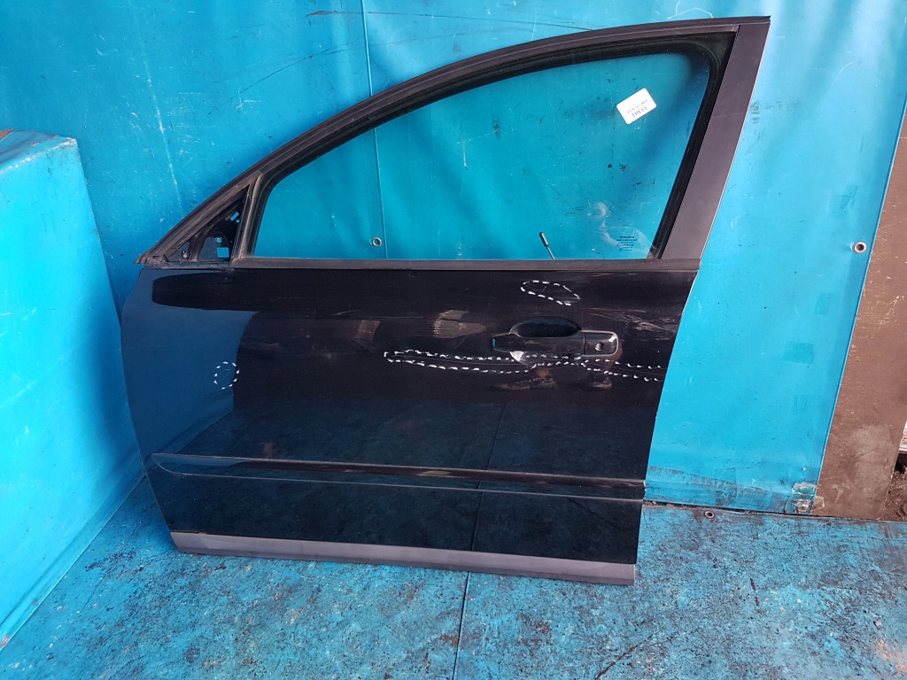 фото №1, Volvo v50 дверь перед левая 452-46