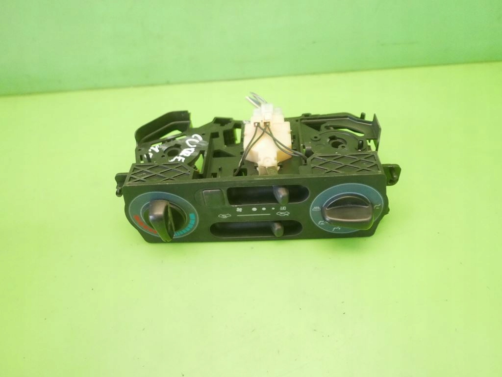 фото №6, Панель управление вентиляция daihatsu cuore v l701