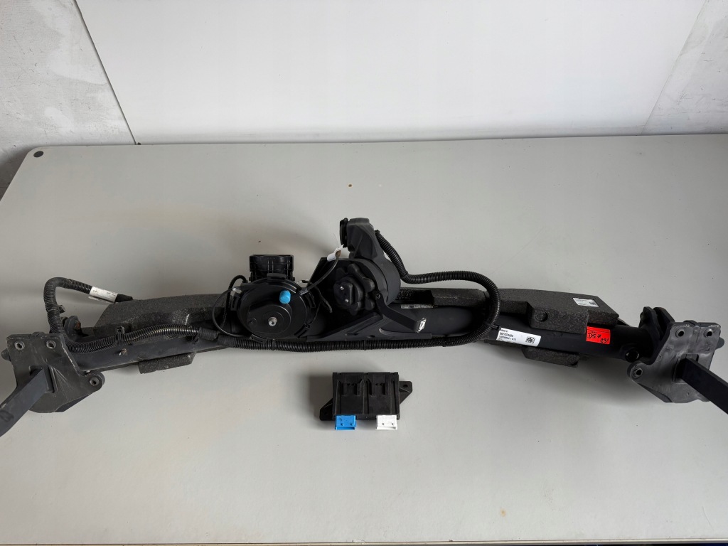 Купить Citroen ds7 hak буксировочный оригинал 9827024680