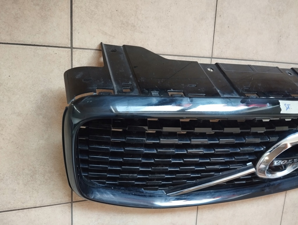 фото №2, Volvo xc60 ii r-design решётка радиатора решётка радиатора model po 2018 roku